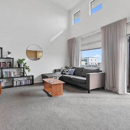 Roomy High-Ceiling Loft Apartment - Free Parking! Auckland Exteriér fotografie