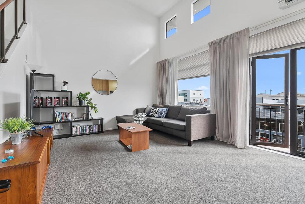 Roomy High-Ceiling Loft Apartment - Free Parking! Auckland Exteriér fotografie